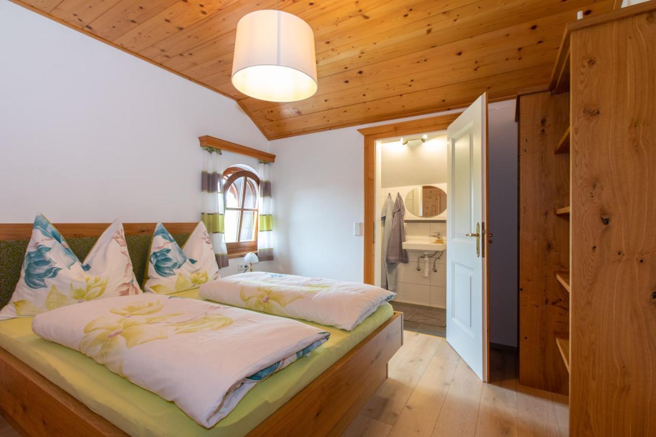 Landhaus Widlroither Мондзее Екстериор снимка